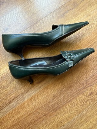 Zapatos de salón verdes talla 41