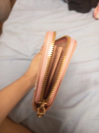Cartera rosa con fresas y ositos