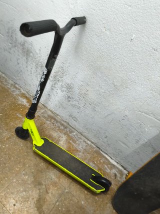 Patinete Oxelo Amarillo