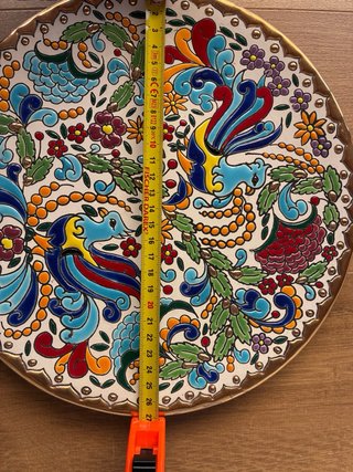 Plato decorativo pintado a mano 27cm