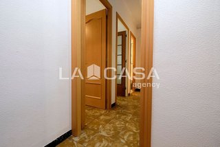 Piso en venta en Vilapicina i la Torre Llobeta en Barcelona