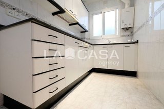 Piso en venta en Vilapicina i la Torre Llobeta en Barcelona