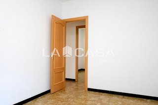 Piso en venta en Vilapicina i la Torre Llobeta en Barcelona