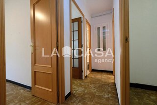 Piso en venta en Vilapicina i la Torre Llobeta en Barcelona