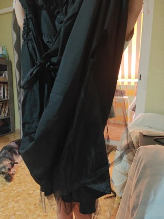 Vestido de fiesta negro con lentejuelas