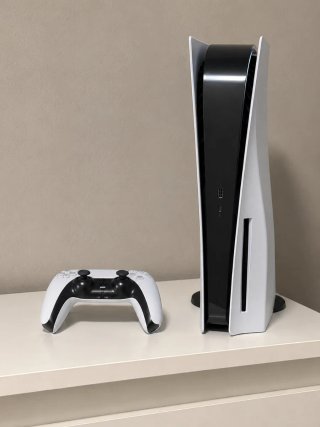 PS5 con Lector + Mando Original