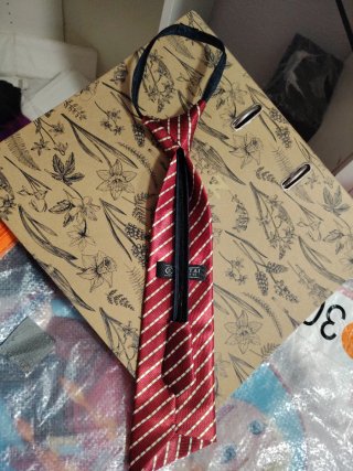 Corbata Rayas Roja y Blanca