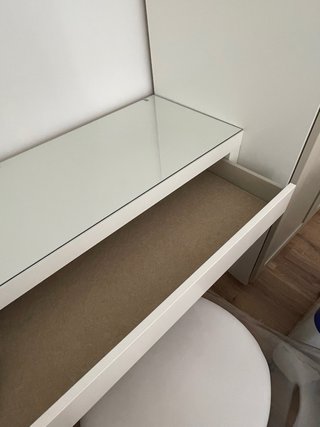 Tocador escritorio cristal blanco. NUEVO, sin usar