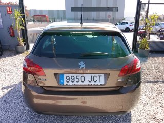 Peugeot 308 2015