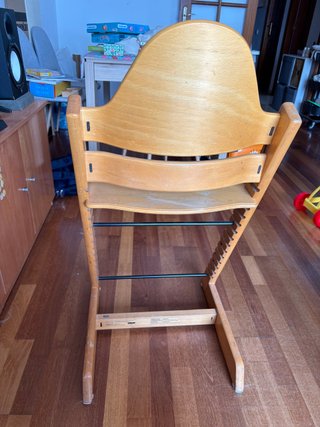 Trona Stokke de madera