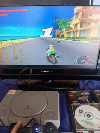 🇪🇦🇬🇧🇨🇵Lote PlayStation 1 +  Juegos