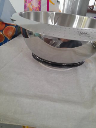 Ciotola da mescolare AMC grande in metallo