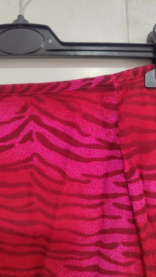 Falda vintage estampado cebra rosa