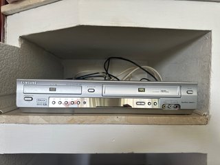 Reproductor DVD y VHS Samsung SV-DVD640