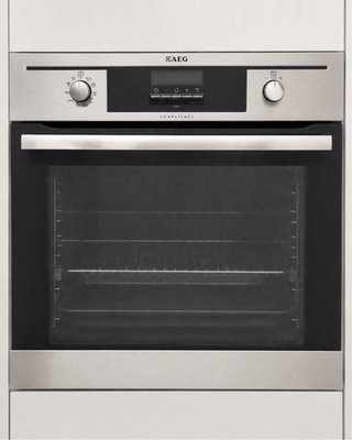 Horno pirolítico AEG BP3013021M de 74 litros