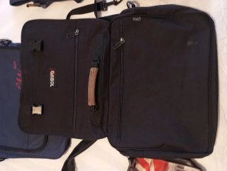Lote maletines, mochilas y bolsos