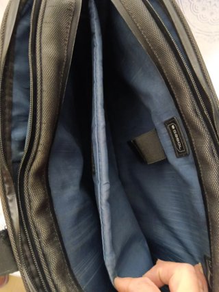 Bolso Maletín Negro y Marrón