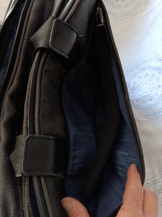 Bolso Maletín Negro y Marrón