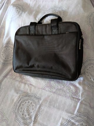 Bolso Maletín Negro y Marrón