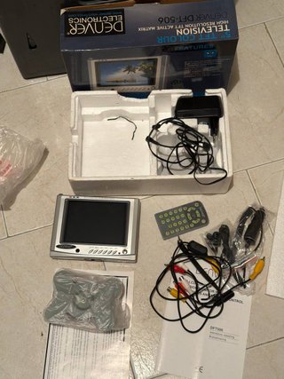 Televisor Portátil Denver DFT-506 5 TFT