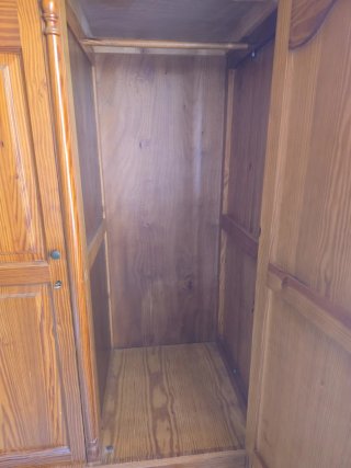 Armario de madera antiguo oferta hasta dia 26