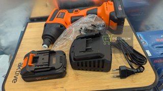 VEVOR BR8504 (2x batteries + charger)