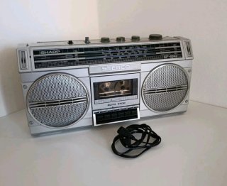 Boombox Sharp GF-4343(S) Radio Cassette