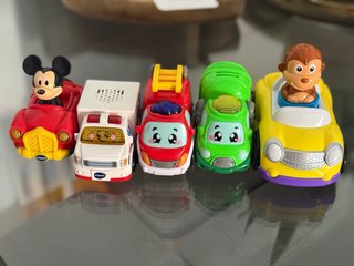 Coches de juguete Vtech con personajes