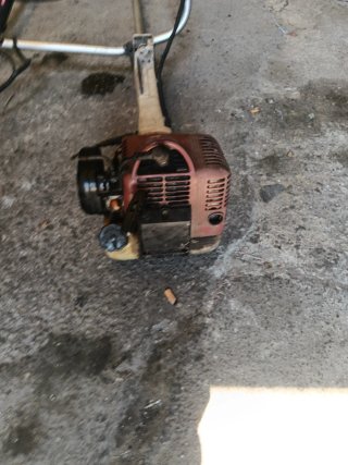 Decespugliatori a benzina
