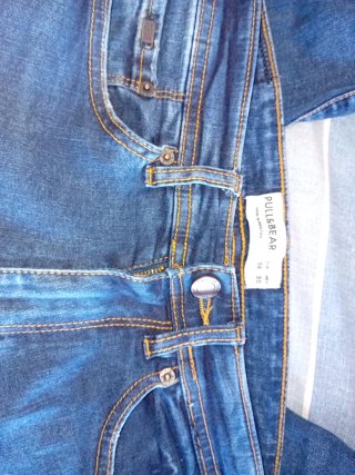Pull&Bear Vaqueros Desgastados Talla M