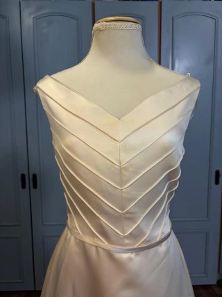 Vestido de Novia o fiesta Roberto Torreta Hebe.