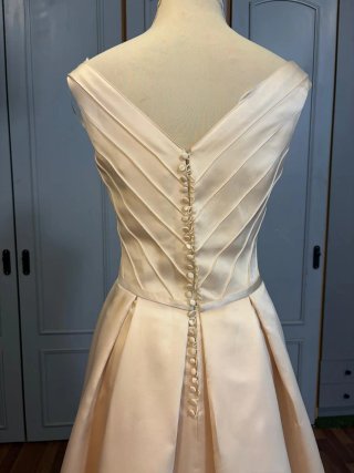 Vestido de Novia o fiesta Roberto Torreta Hebe.