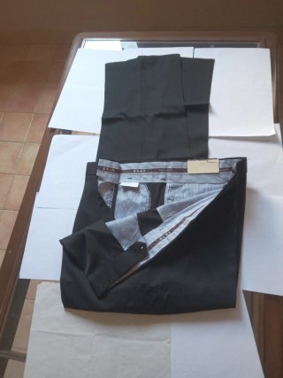 Pantalones GRIS Y NEGRO VERANO TALLA 46/ 48 TERGAL