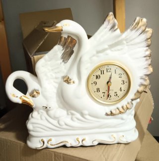 Reloj de Porcelana Vintage Cisne