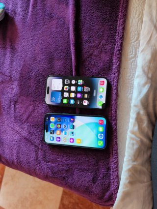 iPhone 15 Pro Max azul 256 gb y 14 pro max 256 gb