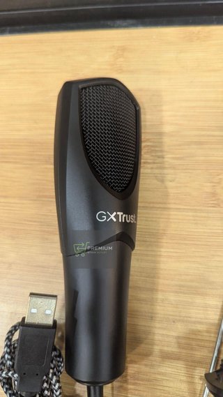 GXTrust Mantis Micrófono USB con Trípode