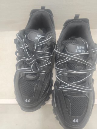 Zapatillas deportivas negras talla 44