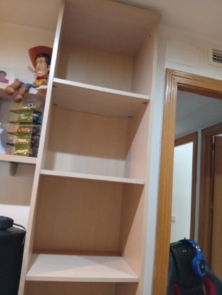 Muebles juveniles como nuevos