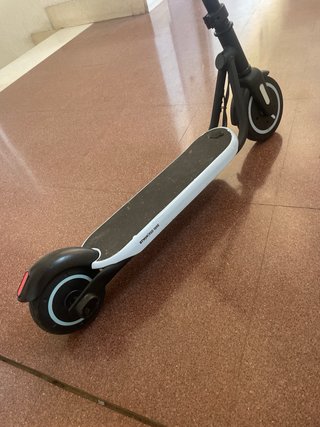 Patinete eléctrico infantil