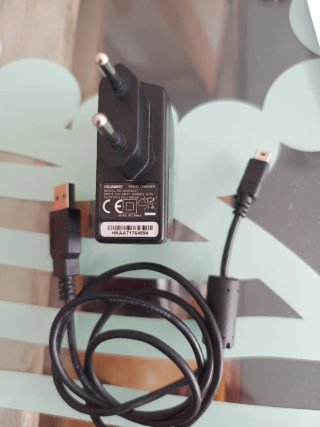 Cargador Huawei HS-050040E7 Travel Charger