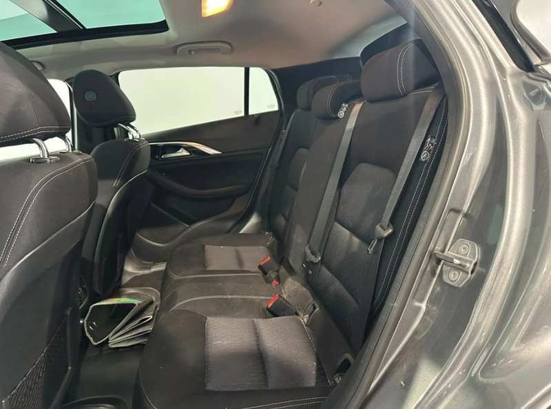 Infiniti QX30 2019 - foto 1