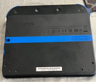 Nintendo 2DS con 3 juegos