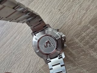 Reloj Tissot Seastar 1000 Negro