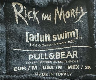 Sudadera Rick and Morty Pull&Bear Talla M