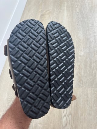 Sandalias Pier One Marrones y Doradas