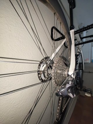 Eddy Merckx Lavaredo 68 Carbono | Ultegra Di2