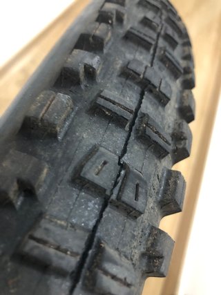 Maxxis 29 Minion DHR II