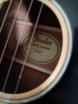 Guitarra Fender CD-60 NAT + funda