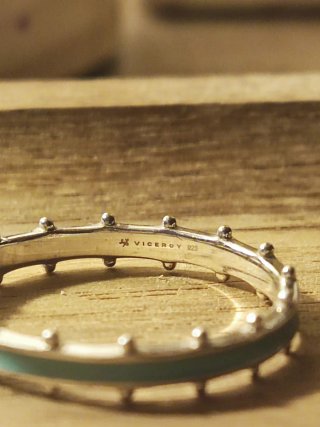 Anillos de plata con detalles