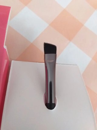 Brocha de Sombra de Ojos W7 Angular